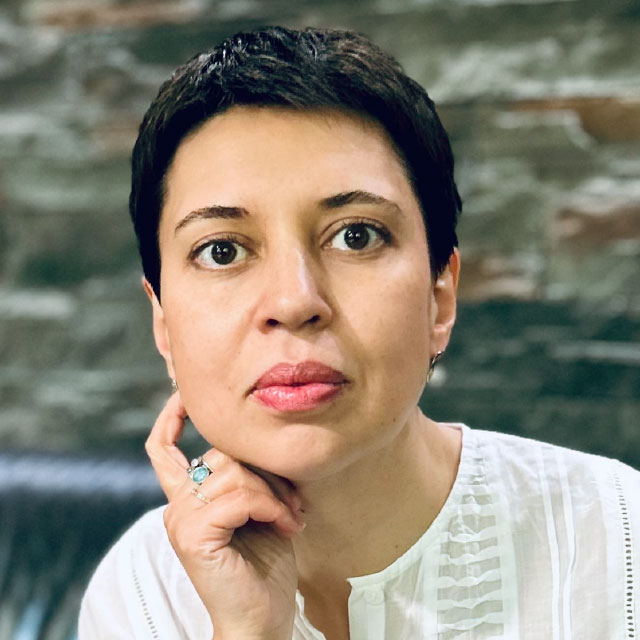 Петросова